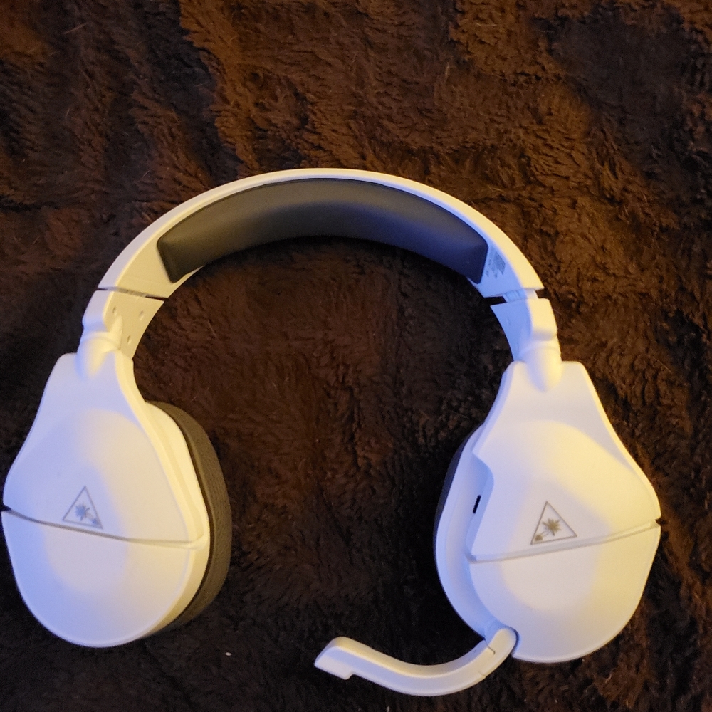 Turtlebeach wireless headphones